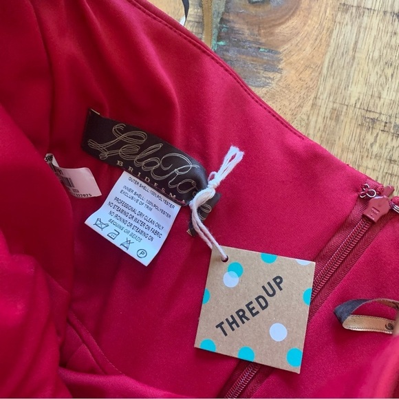 Lela Rose Sleeveless V Neck Short Bridesmaid Flame Dress by Dessy Size 10 - Picture 12 of 16